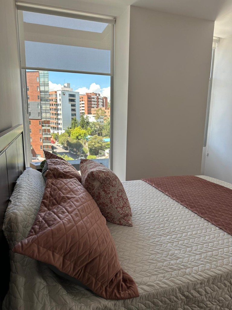 Segundo dormitorio del departamento en La Carolina