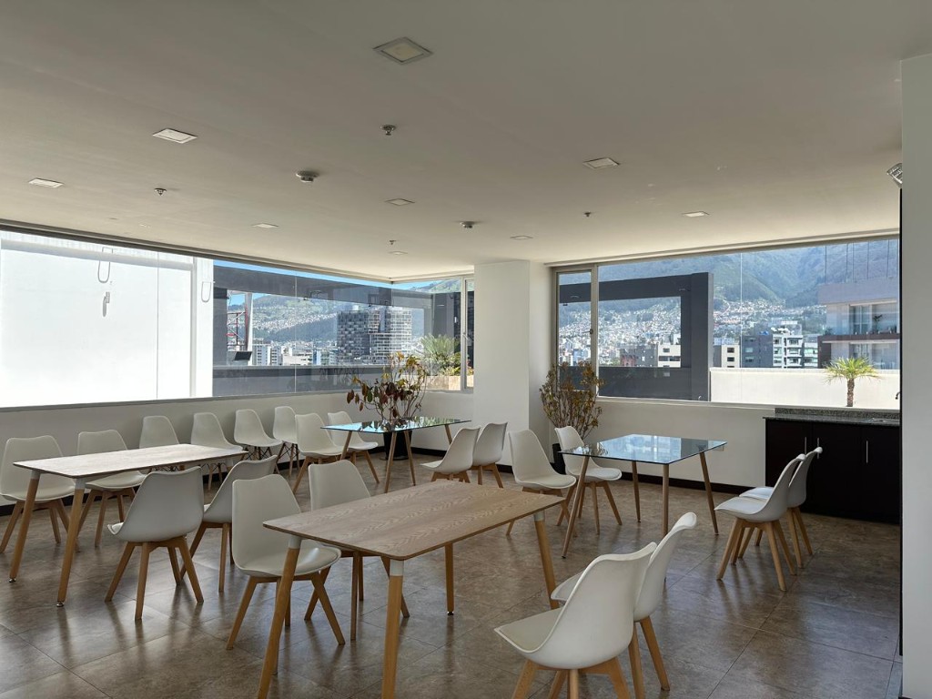 Salón comunal con vista panorámica
